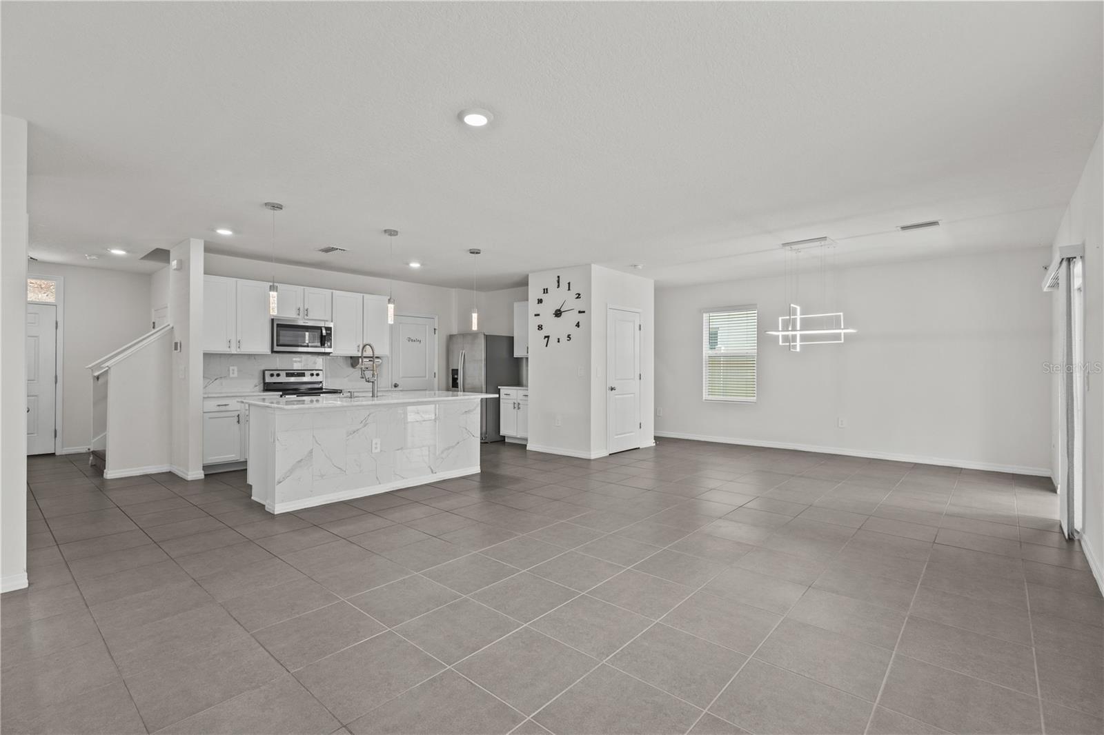 5750 CAPE PRIMROSE DRIVE