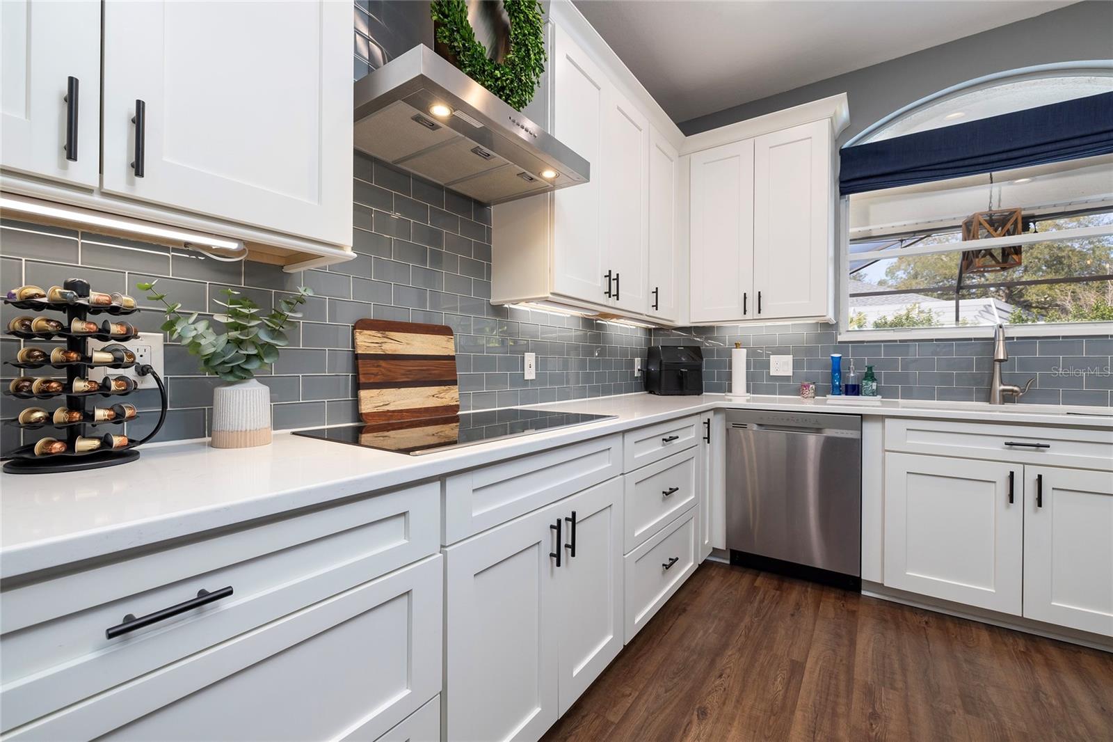 5292 KERNWOOD COURT