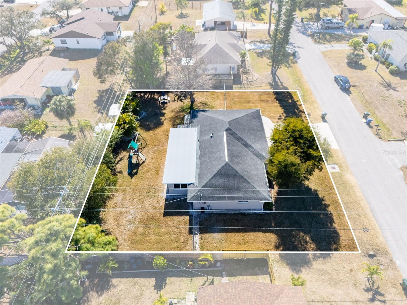 SOUTH VENICE - Residential