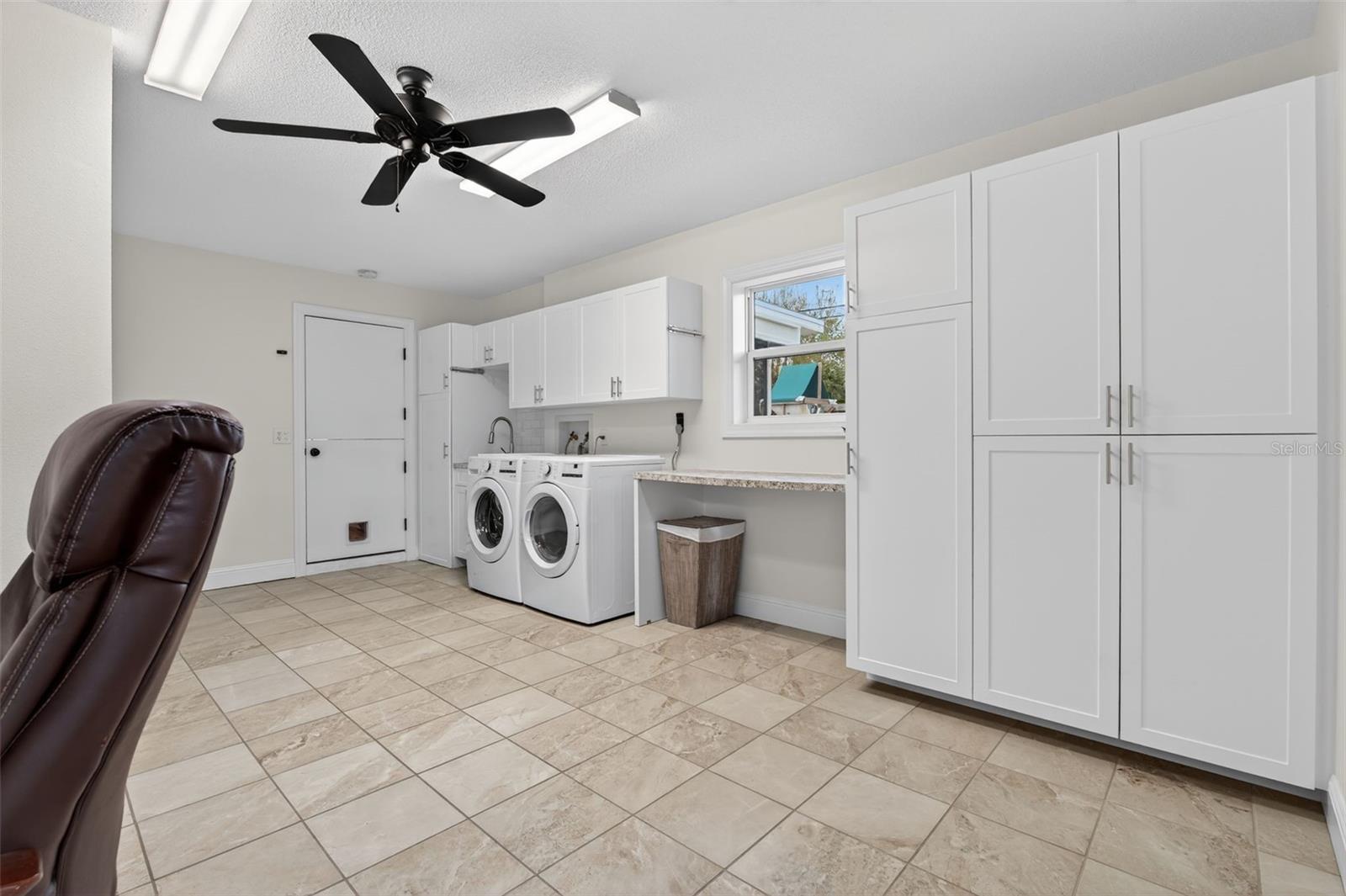 SOUTH VENICE - Residential