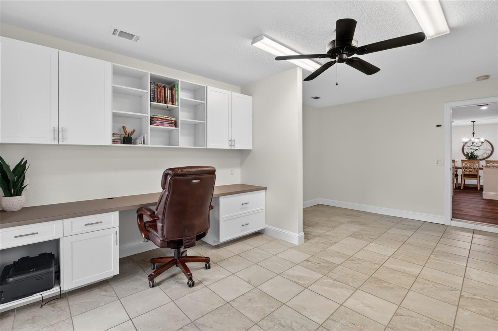 SOUTH VENICE - Residential