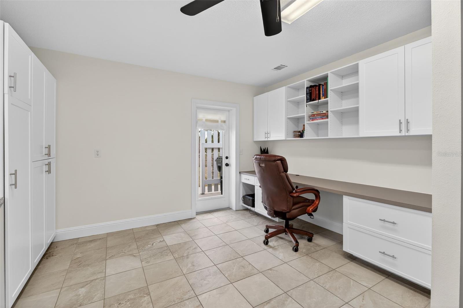 SOUTH VENICE - Residential