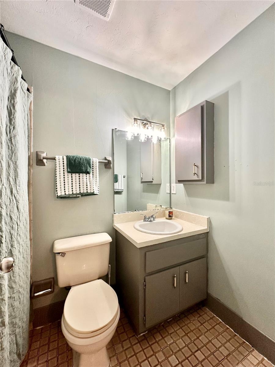 OCALA PARK ESTATE - Residential