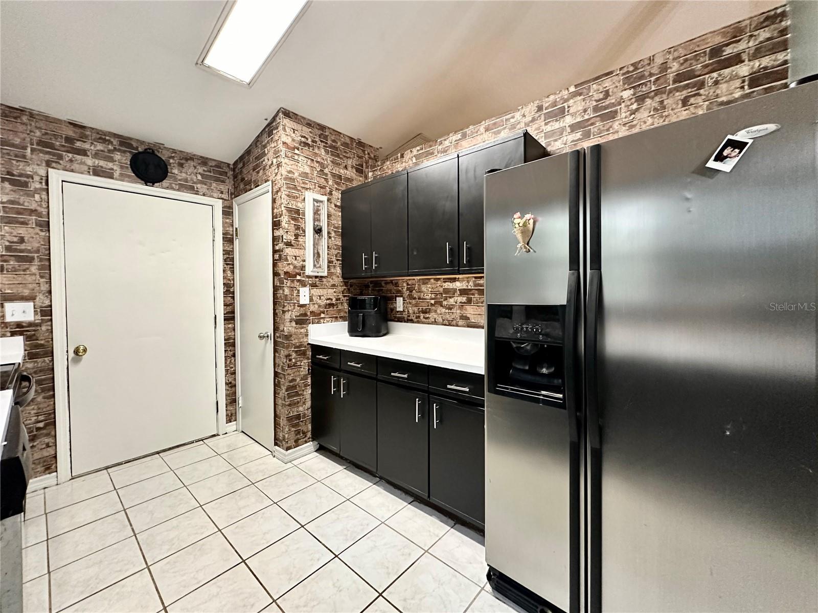 OCALA PARK ESTATE - Residential