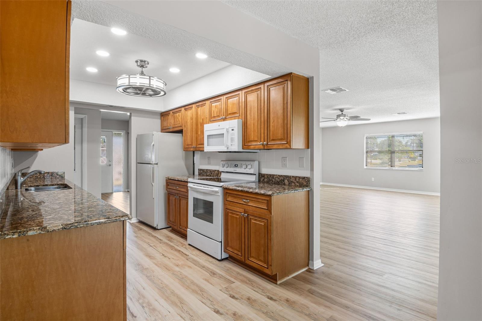 SUN CITY CENTER UNIT 47 - Residential