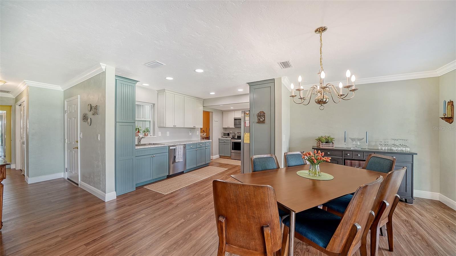 SOUTH GATE VILLAGE GREEN 10 - Residential