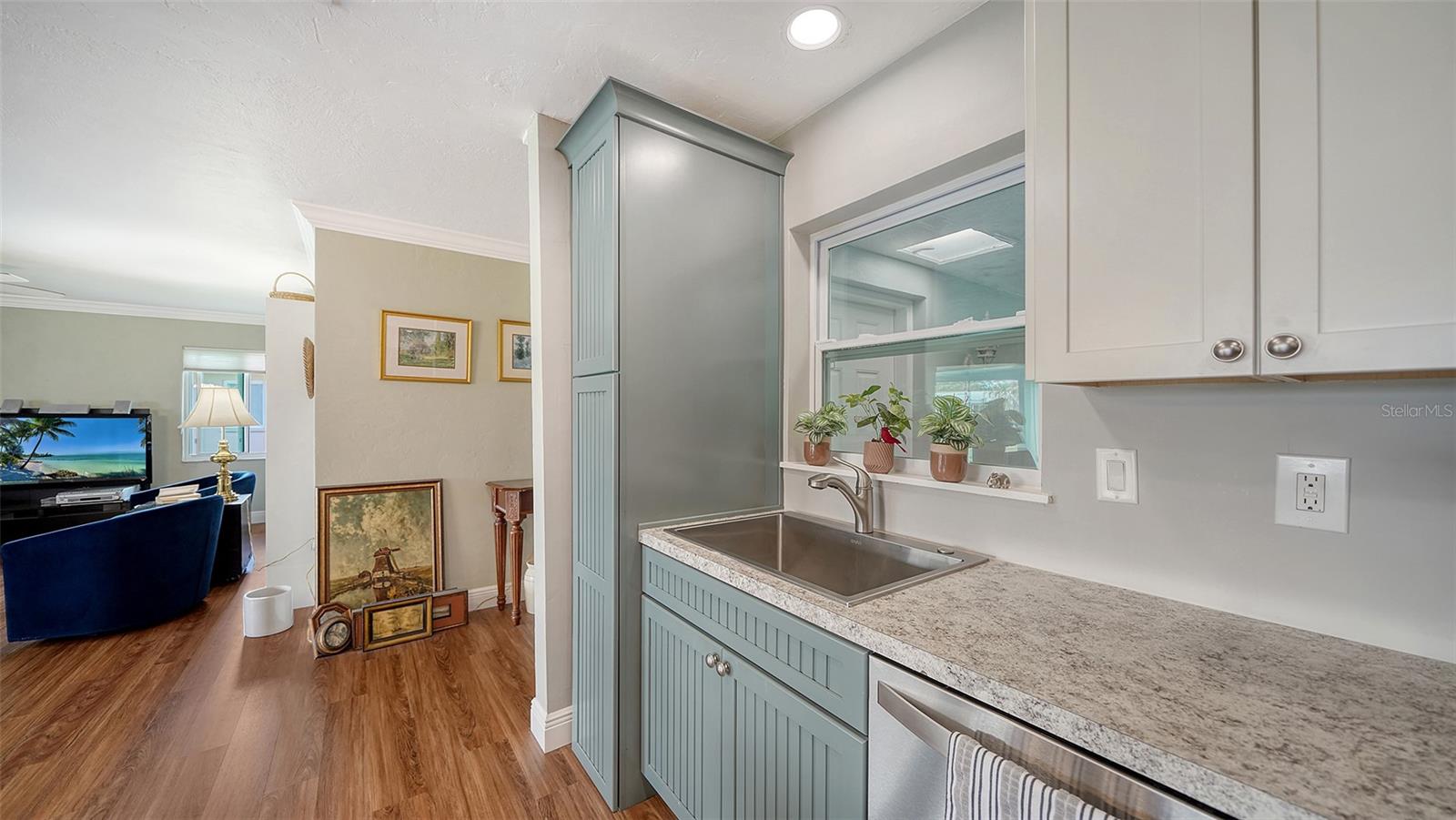 SOUTH GATE VILLAGE GREEN 10 - Residential