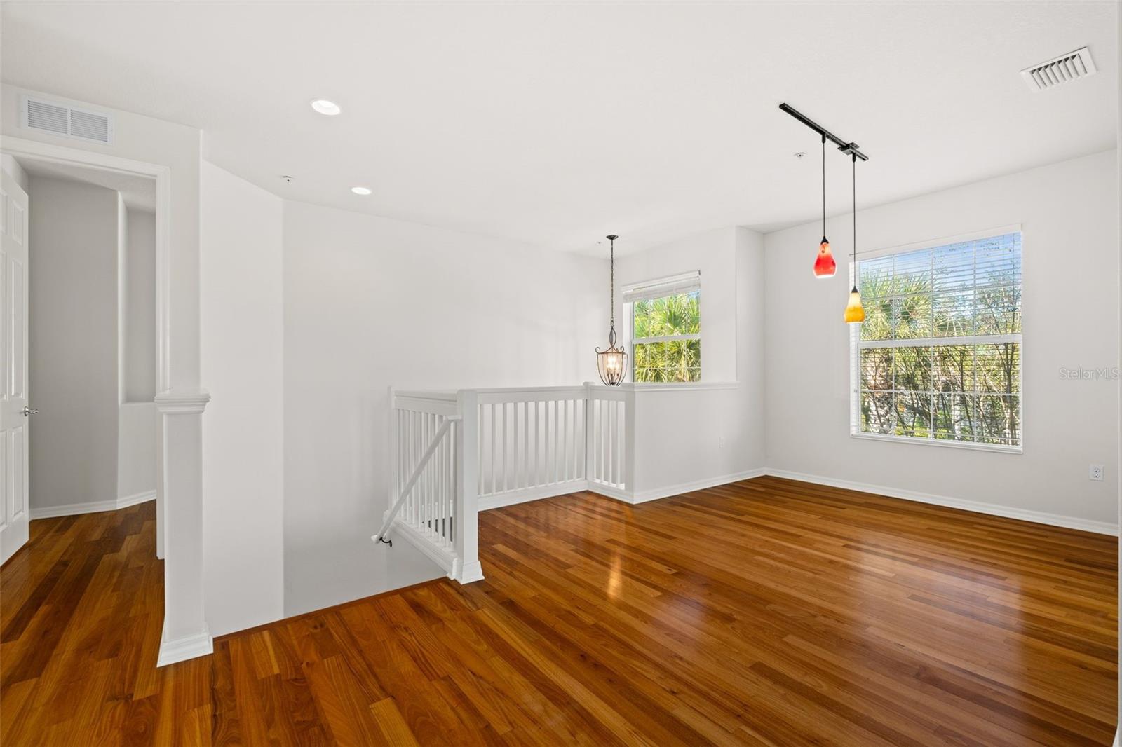 LAKESIDE AT ISLES ON PLMER RCH - Residential