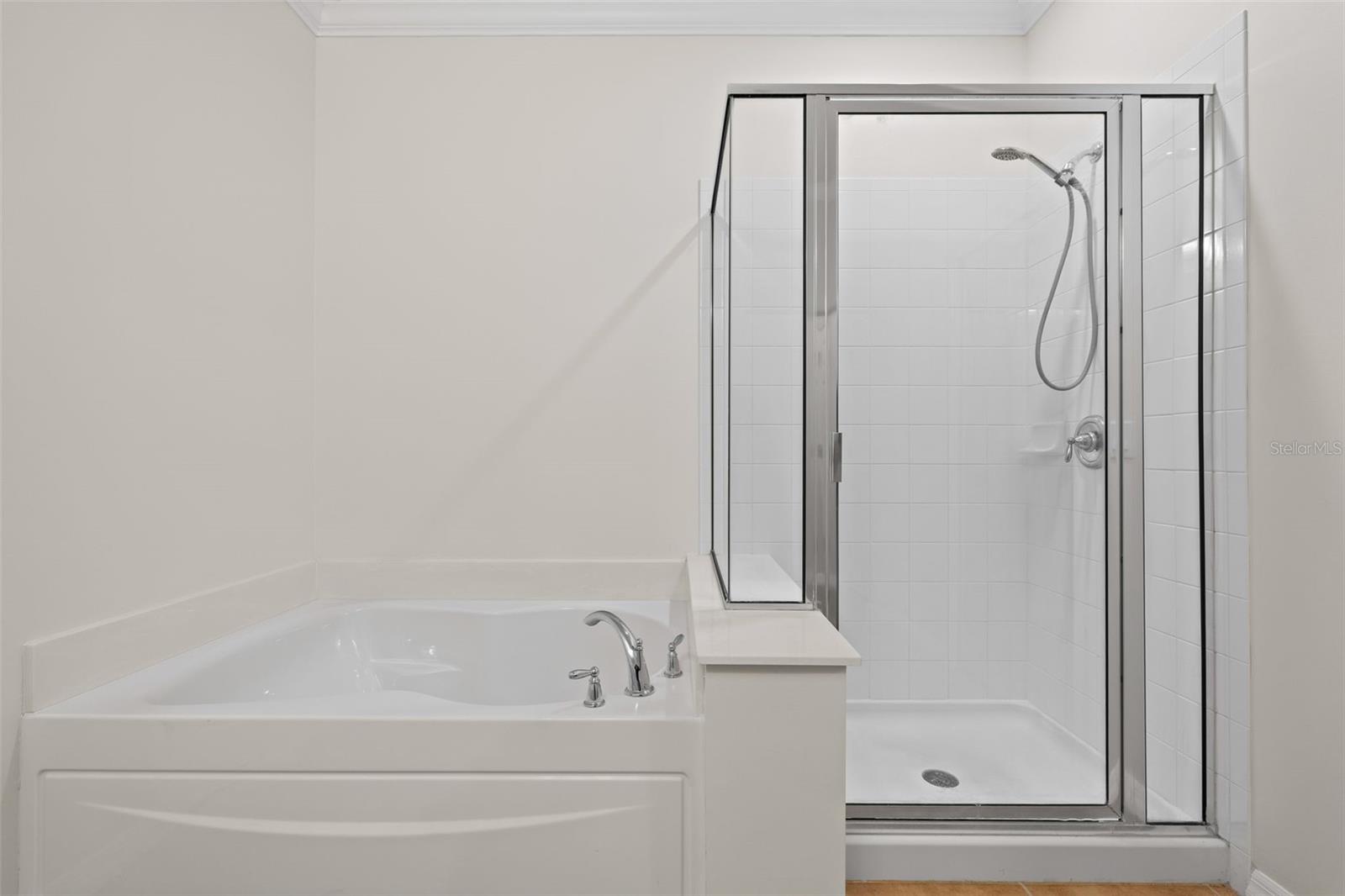 LAKESIDE AT ISLES ON PLMER RCH - Residential