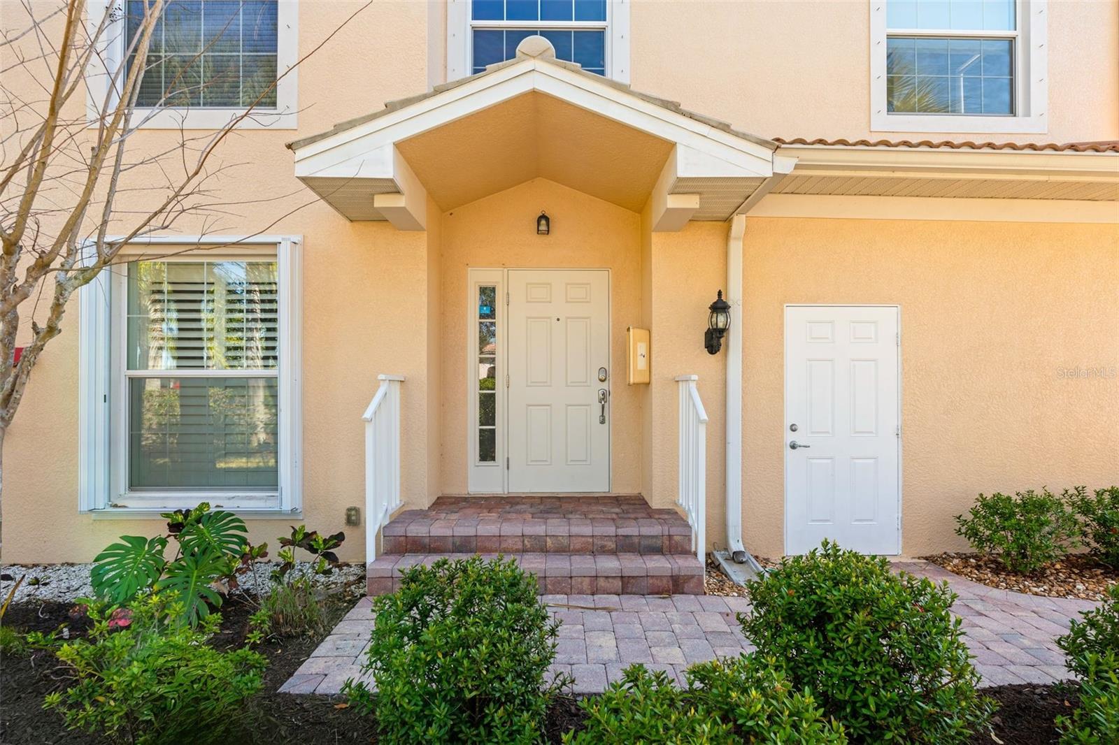 LAKESIDE AT ISLES ON PLMER RCH - Residential