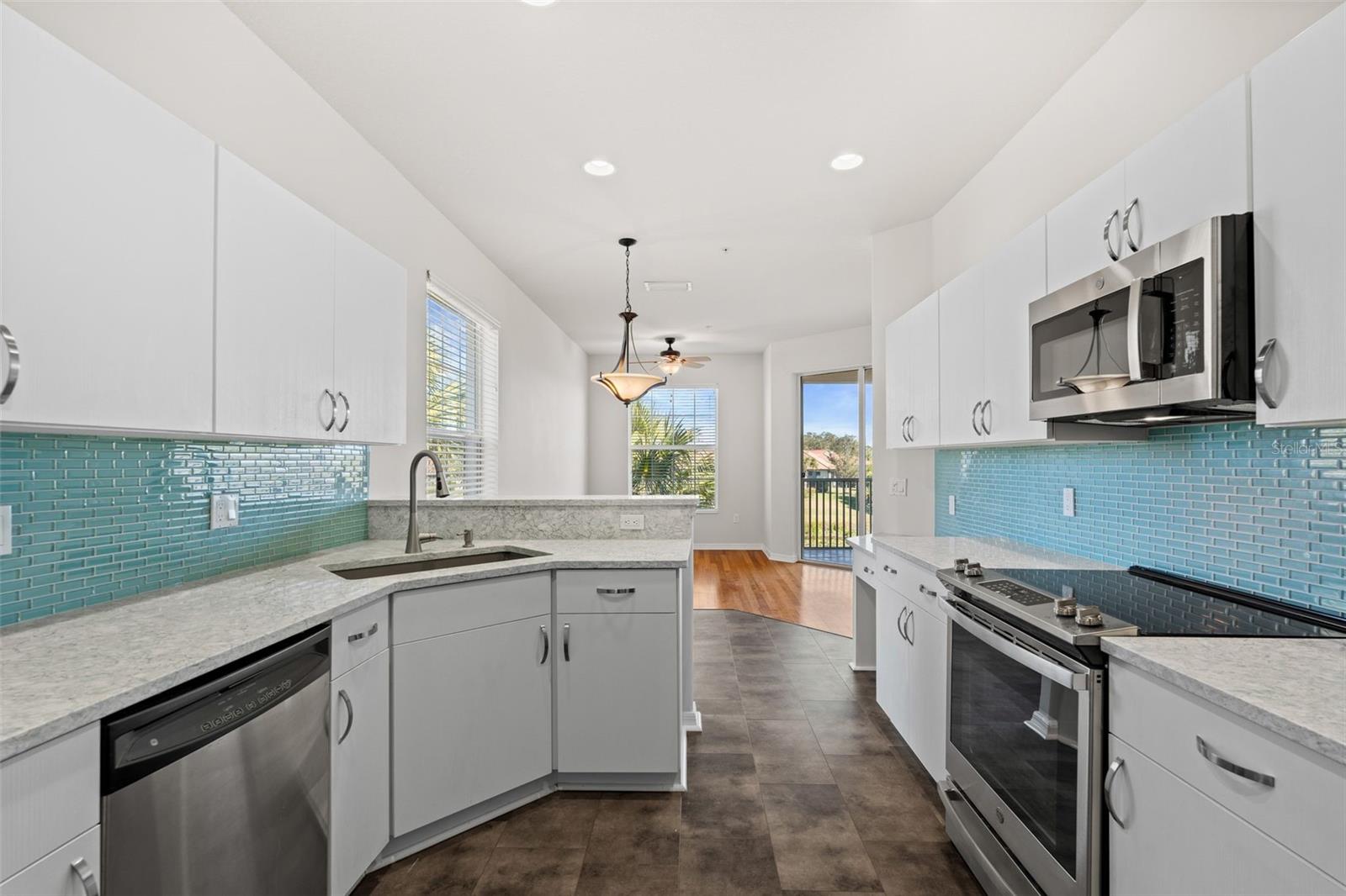 LAKESIDE AT ISLES ON PLMER RCH - Residential