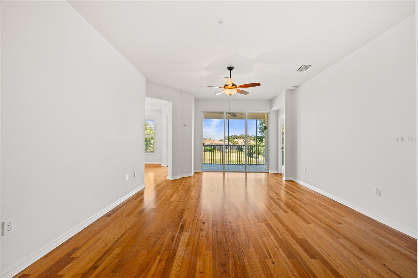 LAKESIDE AT ISLES ON PLMER RCH - Residential