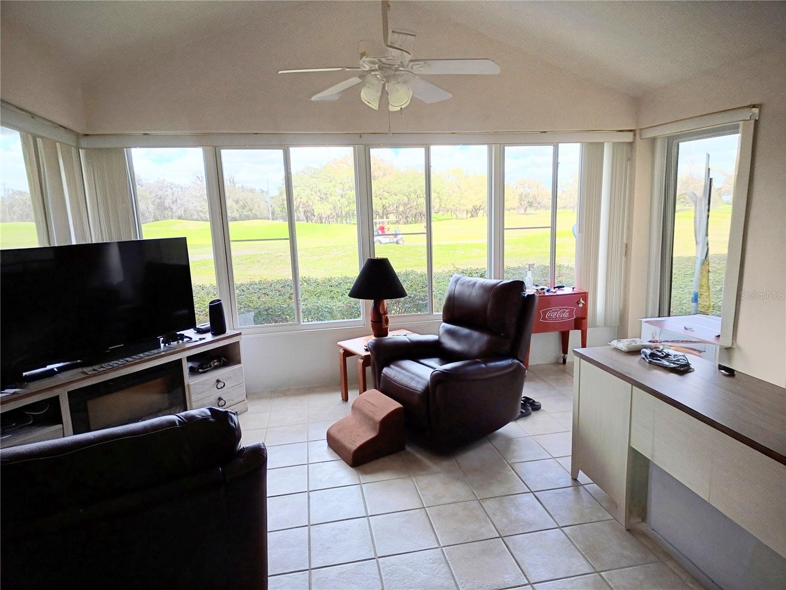 TOWN HOMES AT SPRUCE CREEK PRESERVE - Residential