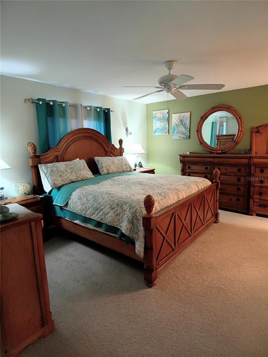 TOWN HOMES AT SPRUCE CREEK PRESERVE - Residential