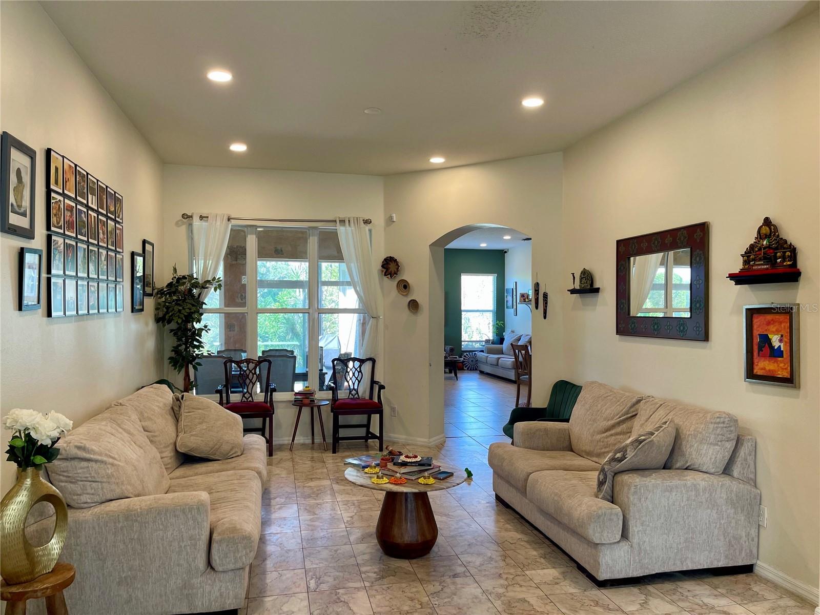 HEATHROW - Residential Lease