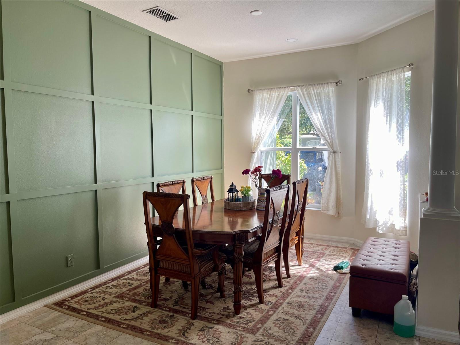 HEATHROW - Residential Lease