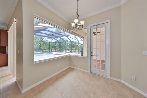 Single Family Residence in SUN CITY CENTER FL 1308 LENOX GREENS DRIVE 21.jpg