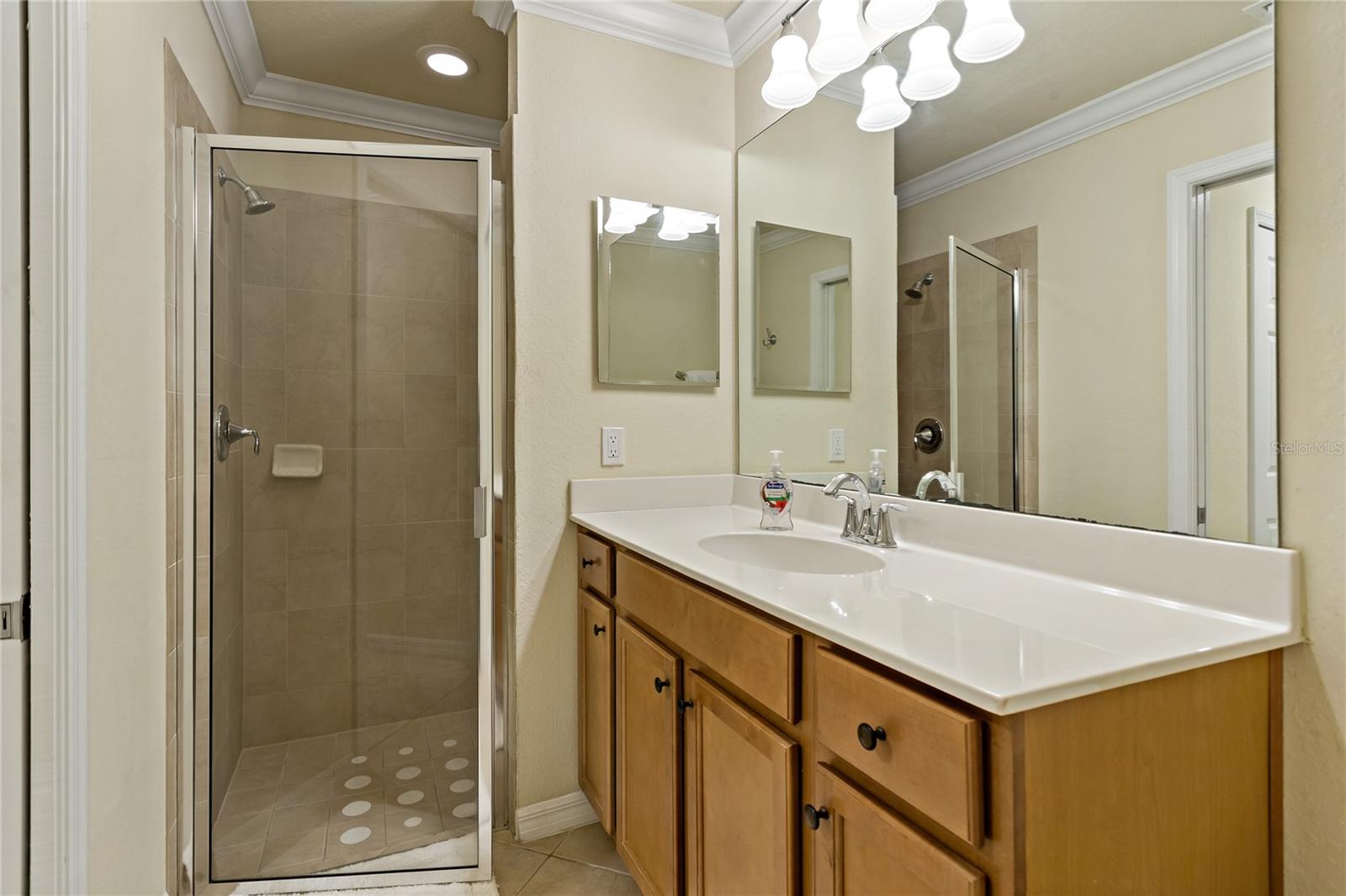 TERRACE I AT RIVER STRAND PH II - Residential Lease