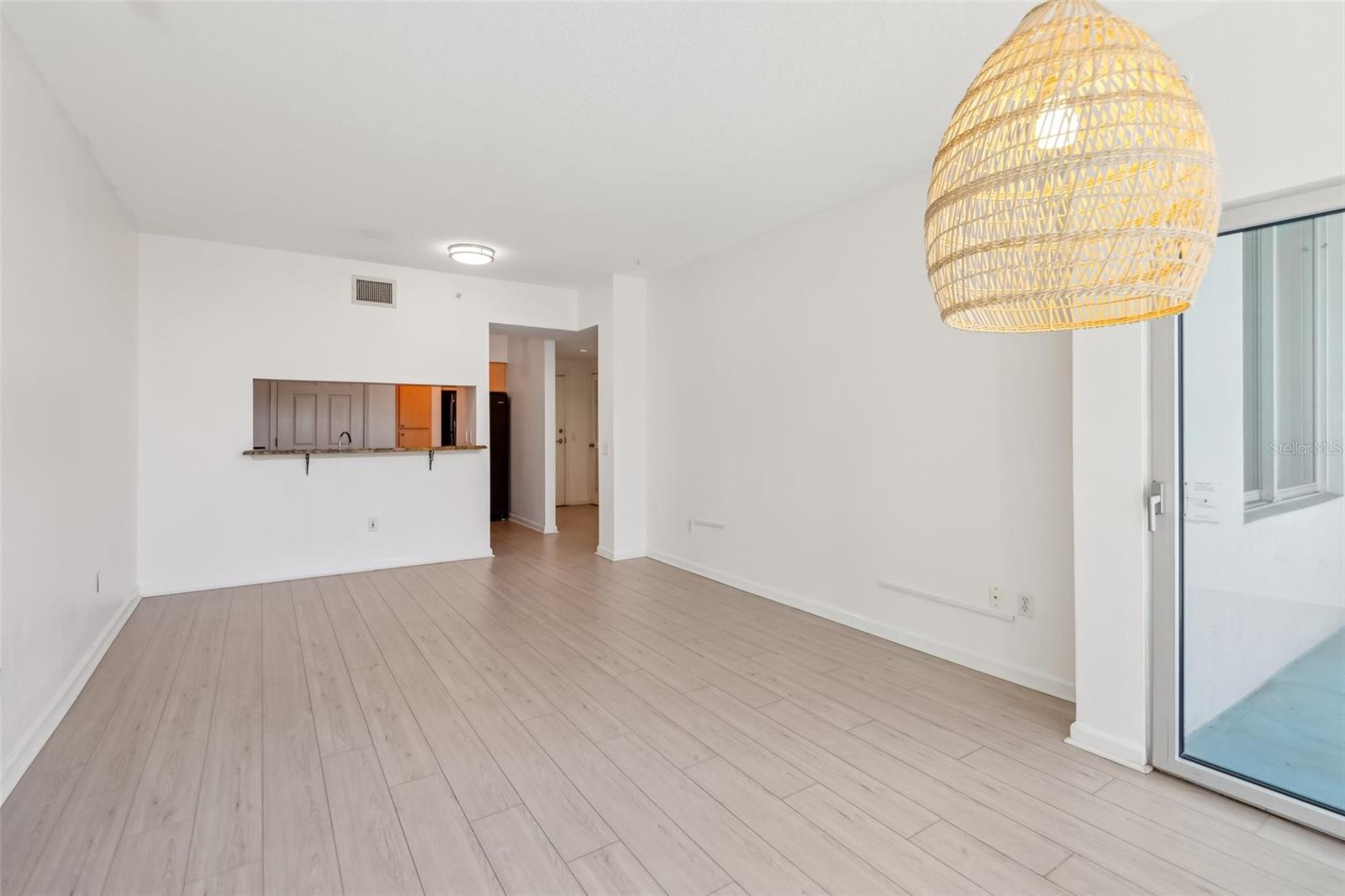 322 E CENTRAL BOULEVARD 606