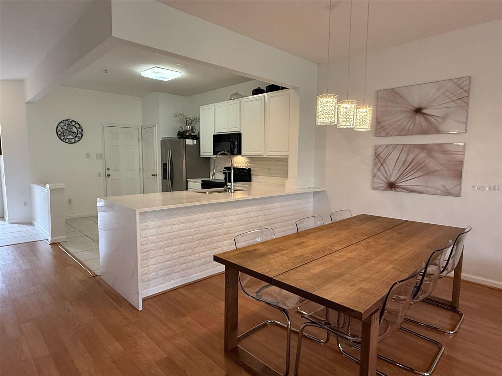 VISTAS/STONEBRIDGE PLACE CONDO - Residential