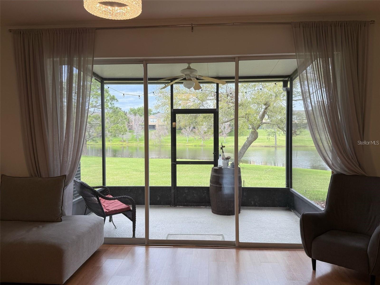 VISTAS/STONEBRIDGE PLACE CONDO - Residential