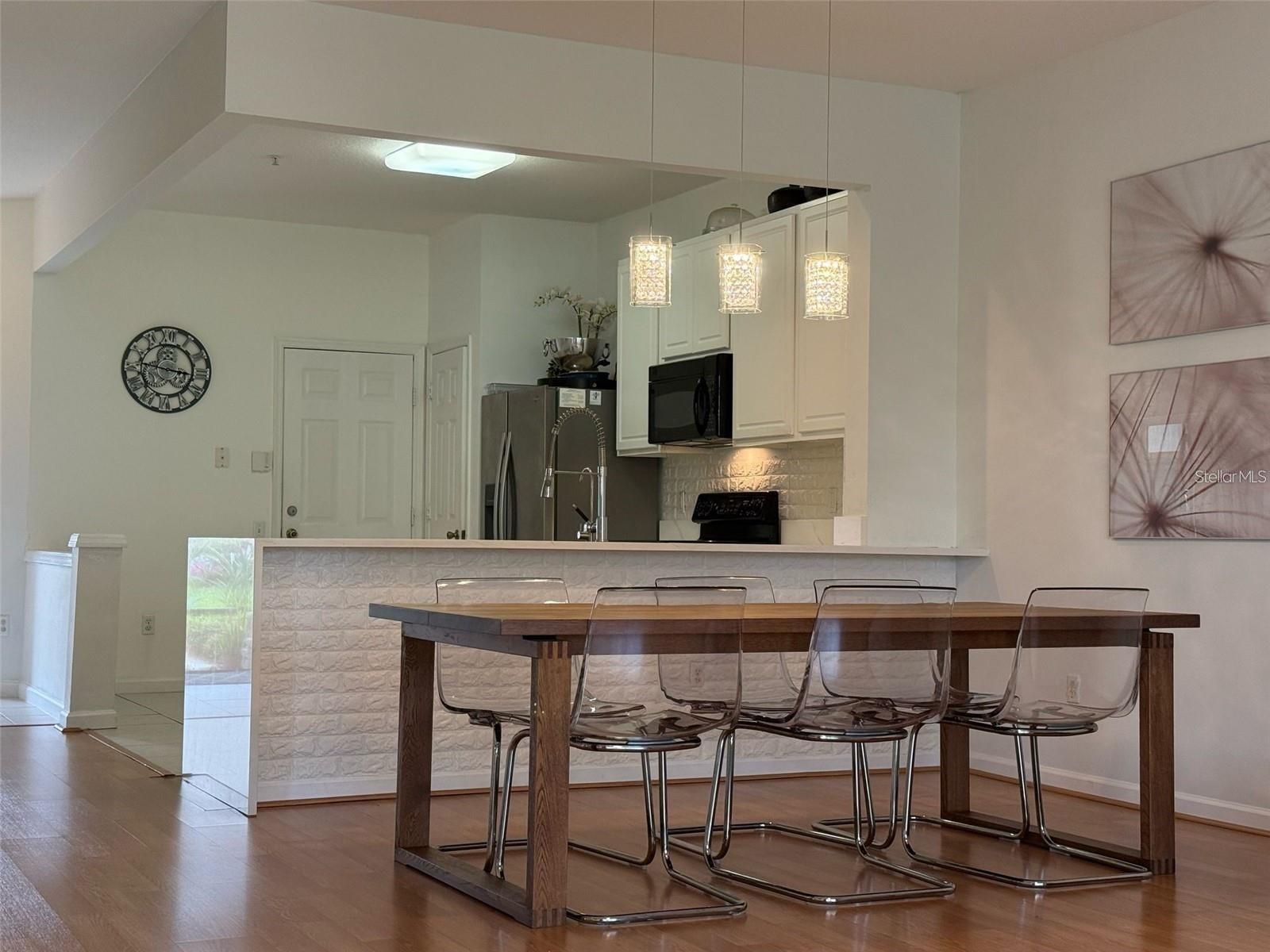 VISTAS/STONEBRIDGE PLACE CONDO - Residential