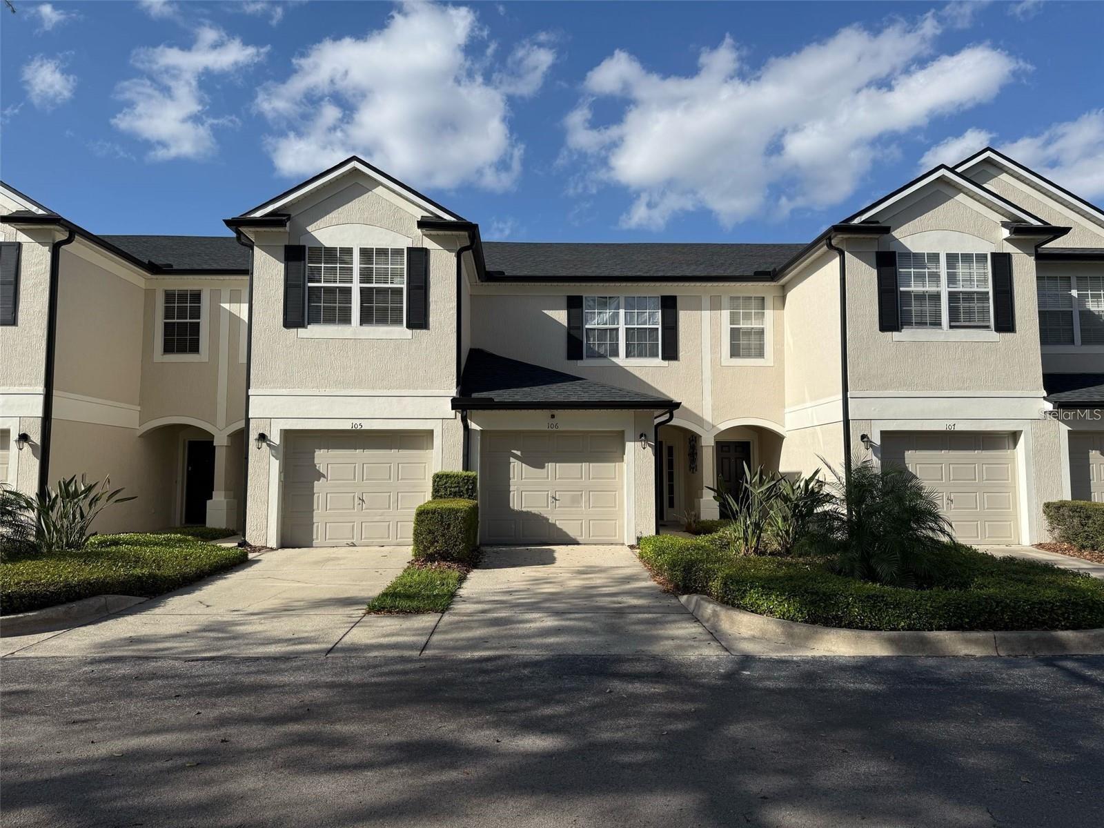 VISTAS/STONEBRIDGE PLACE CONDO - Residential