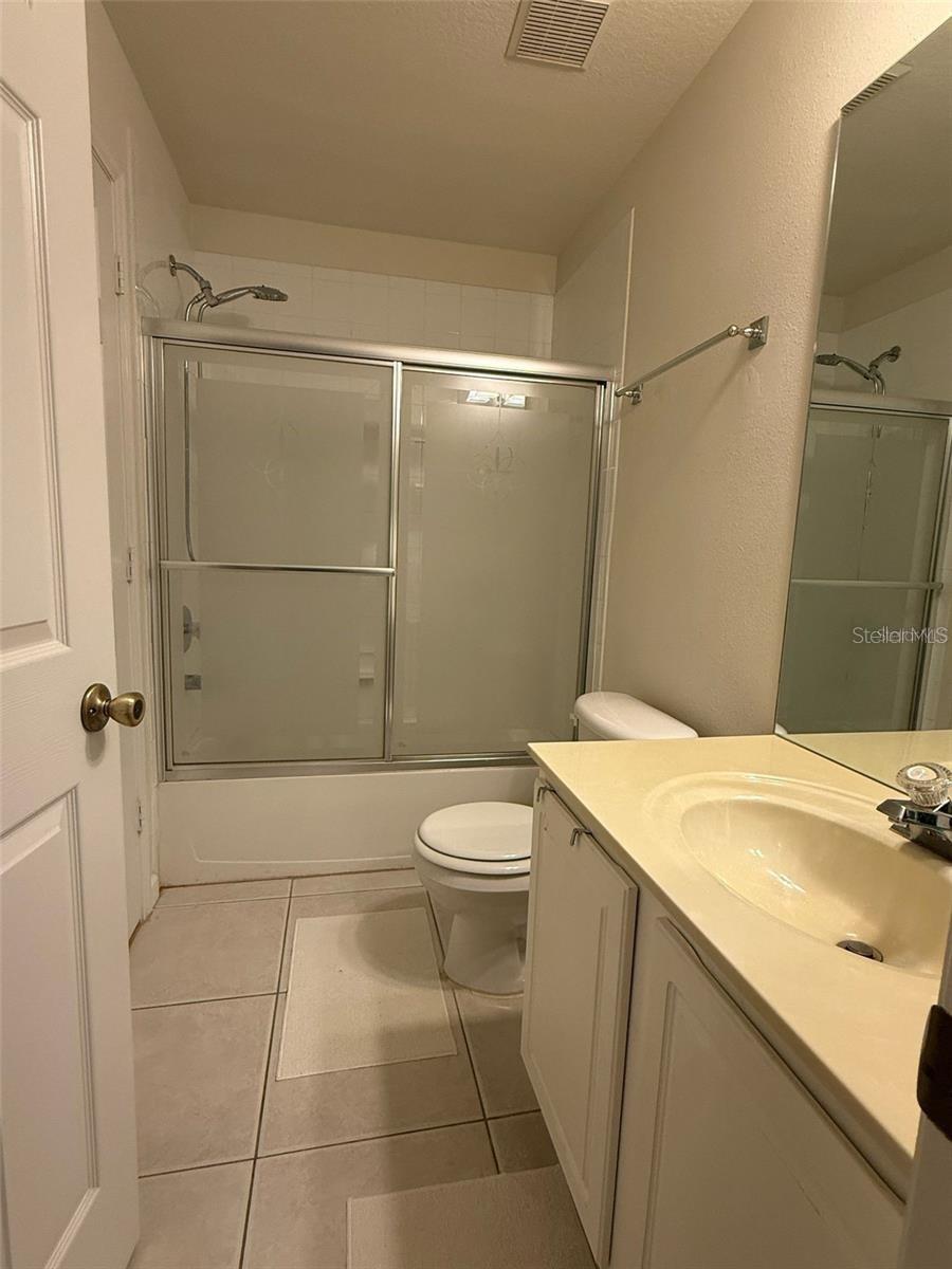 VISTAS/STONEBRIDGE PLACE CONDO - Residential