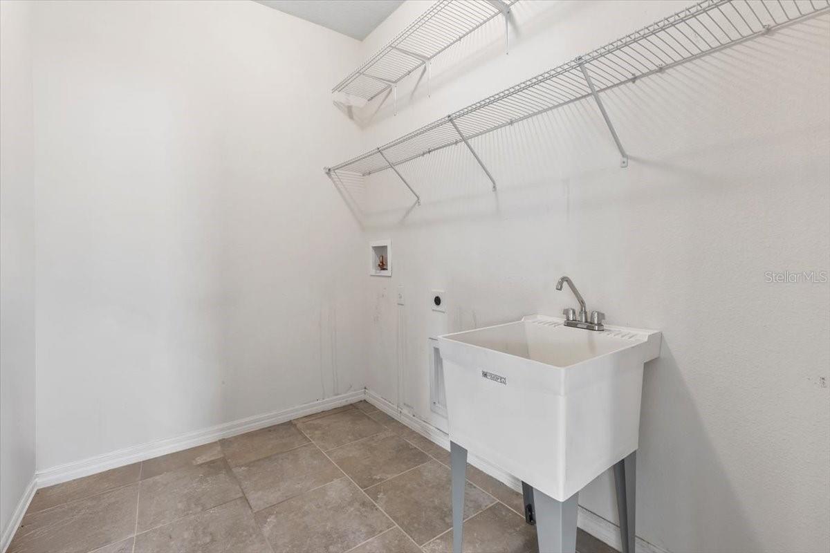 GRANDE CHAMPION - Residential