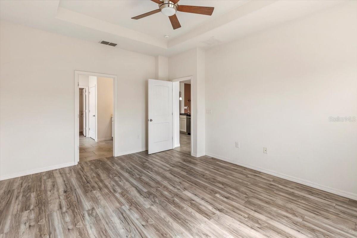 GRANDE CHAMPION - Residential