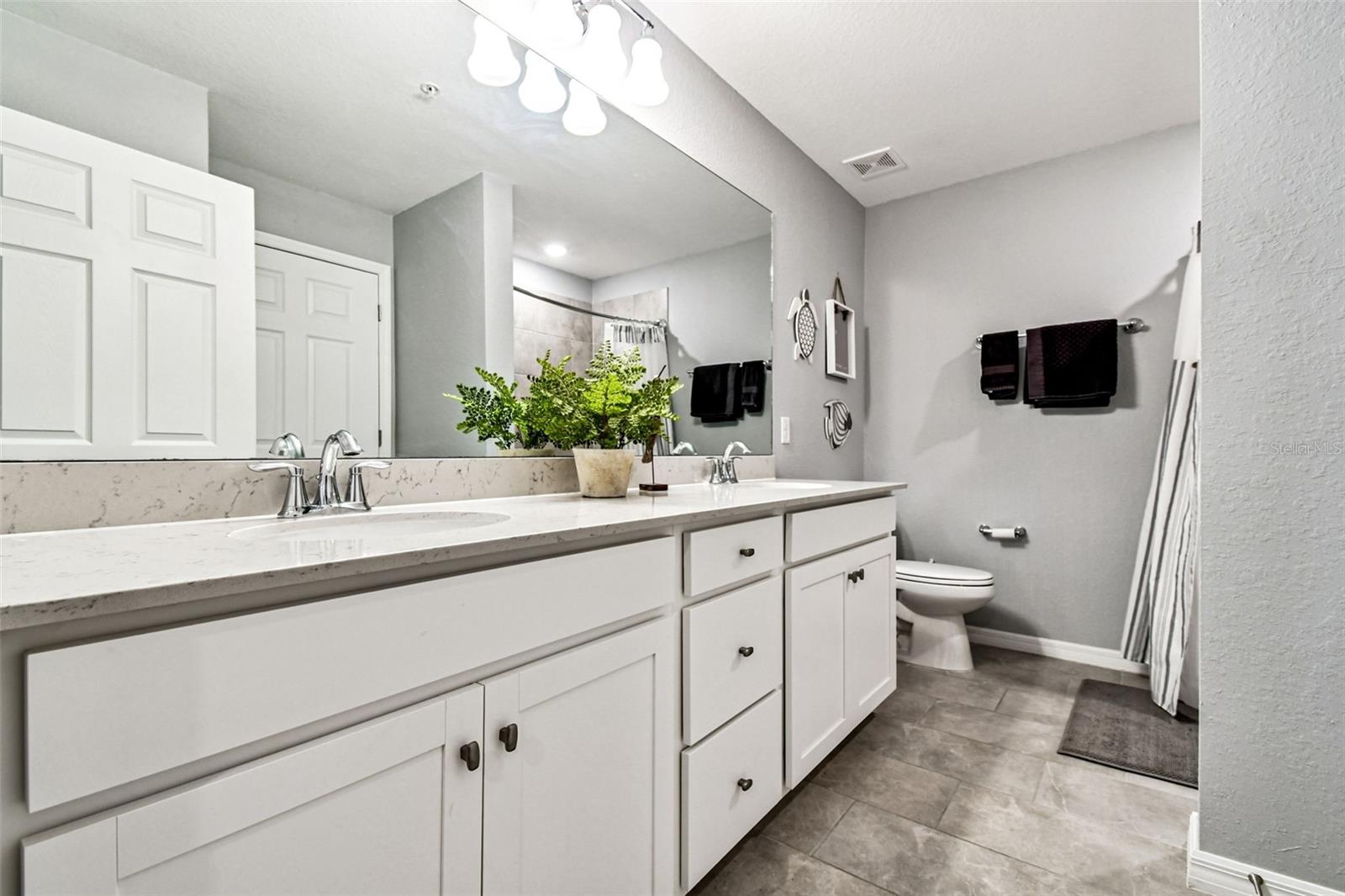 TERRACE VII AT LAKEWOOD NATIONAL PH I - Residential