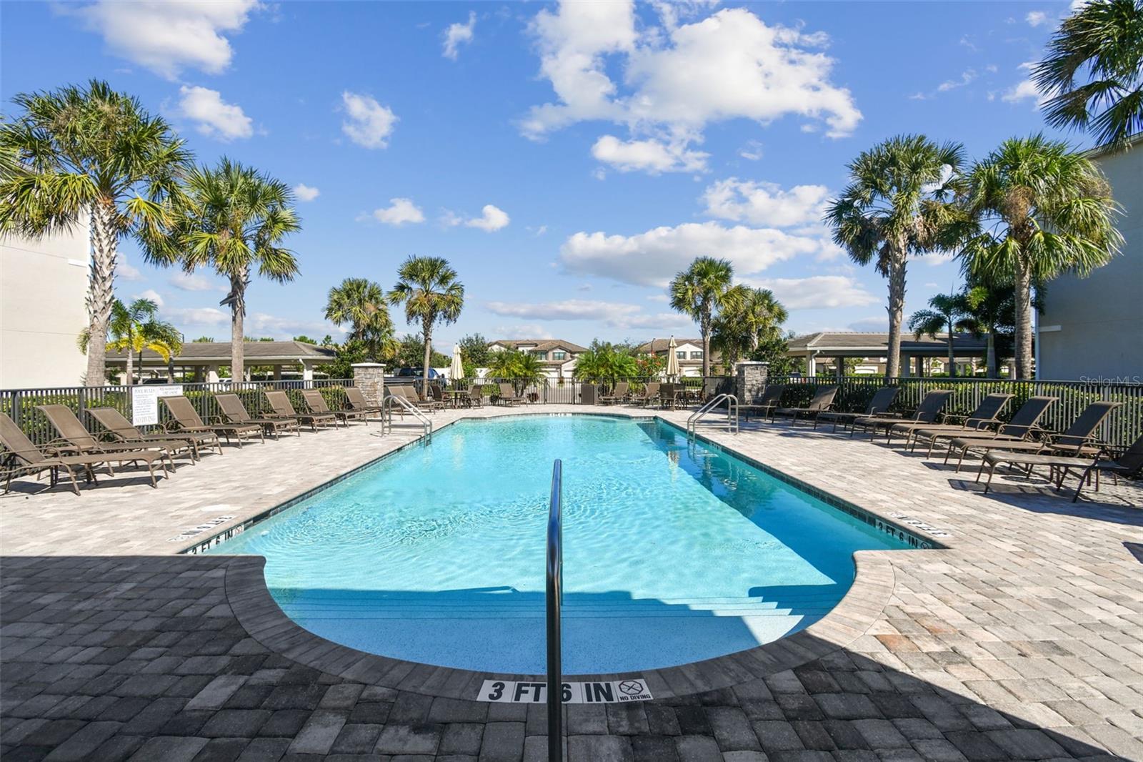 TERRACE VII AT LAKEWOOD NATIONAL PH I - Residential