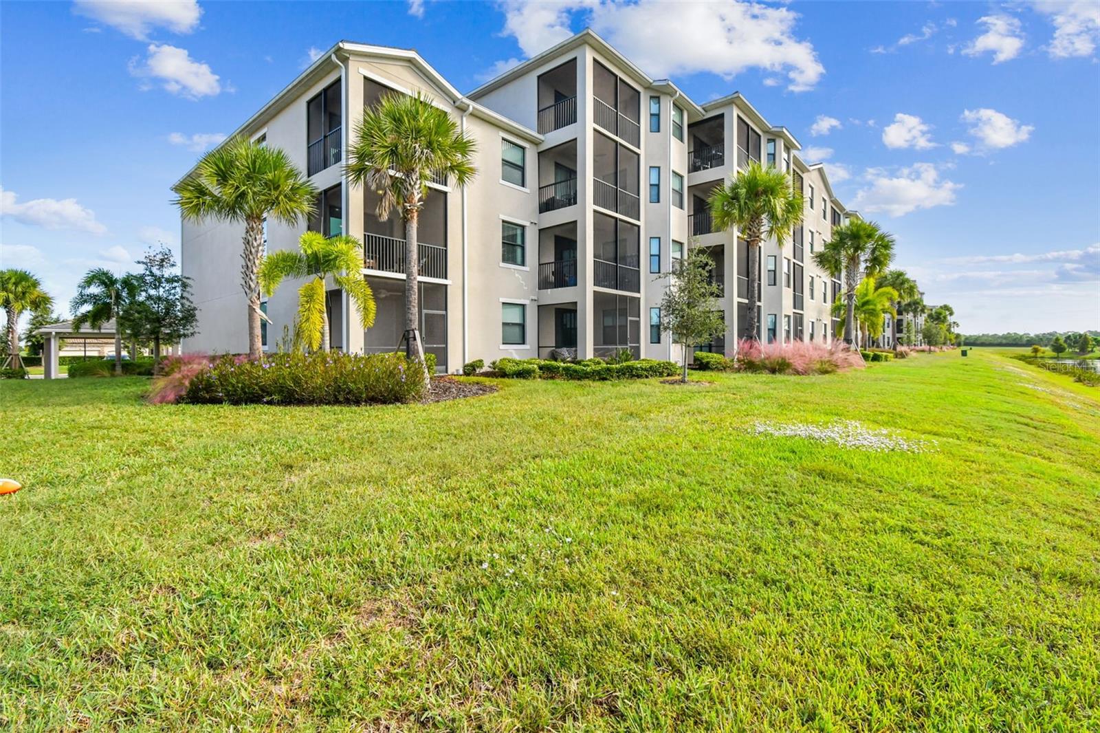 TERRACE VII AT LAKEWOOD NATIONAL PH I - Residential