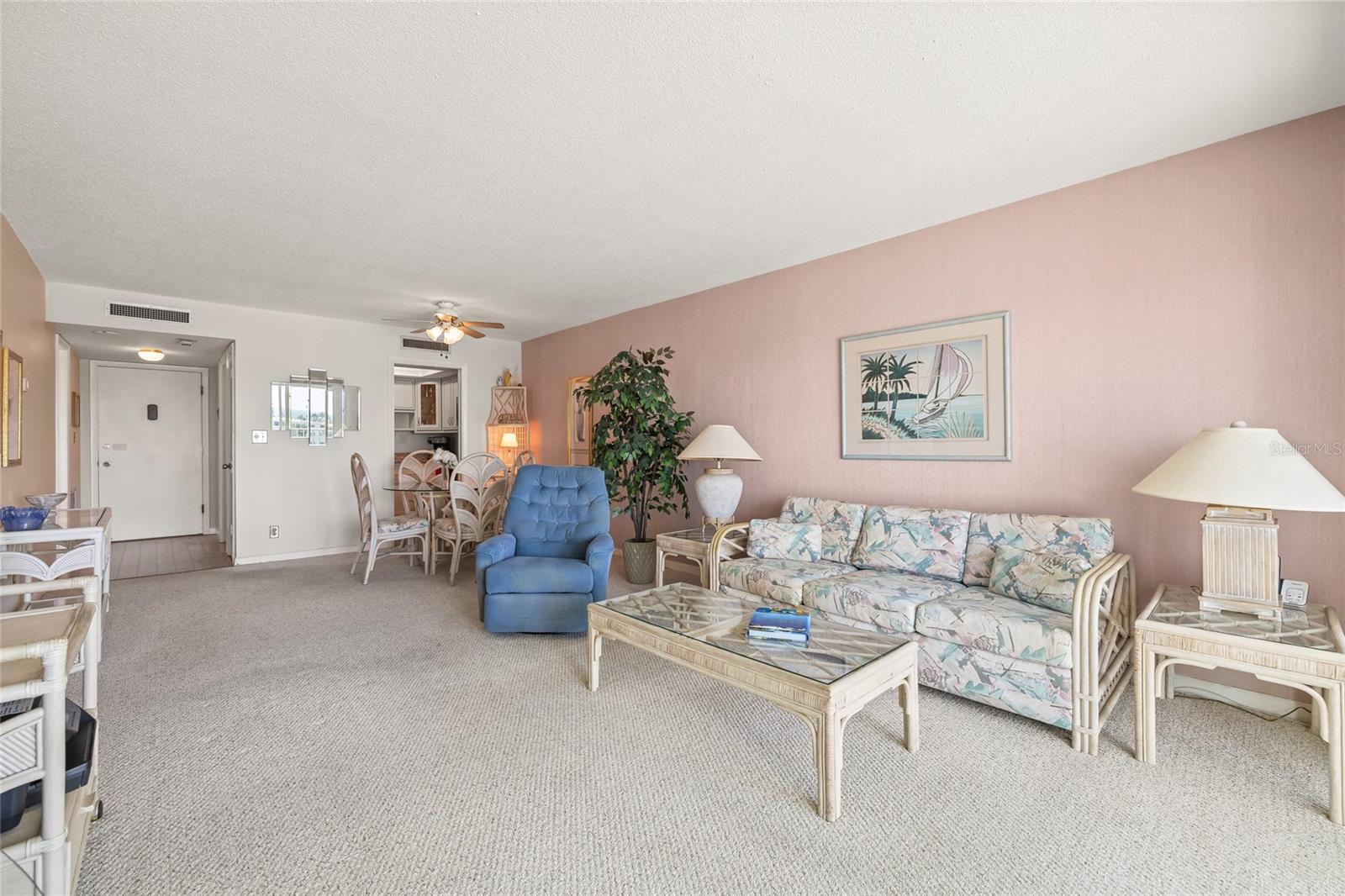 THREE PALMS POINTE CONDO - Residential