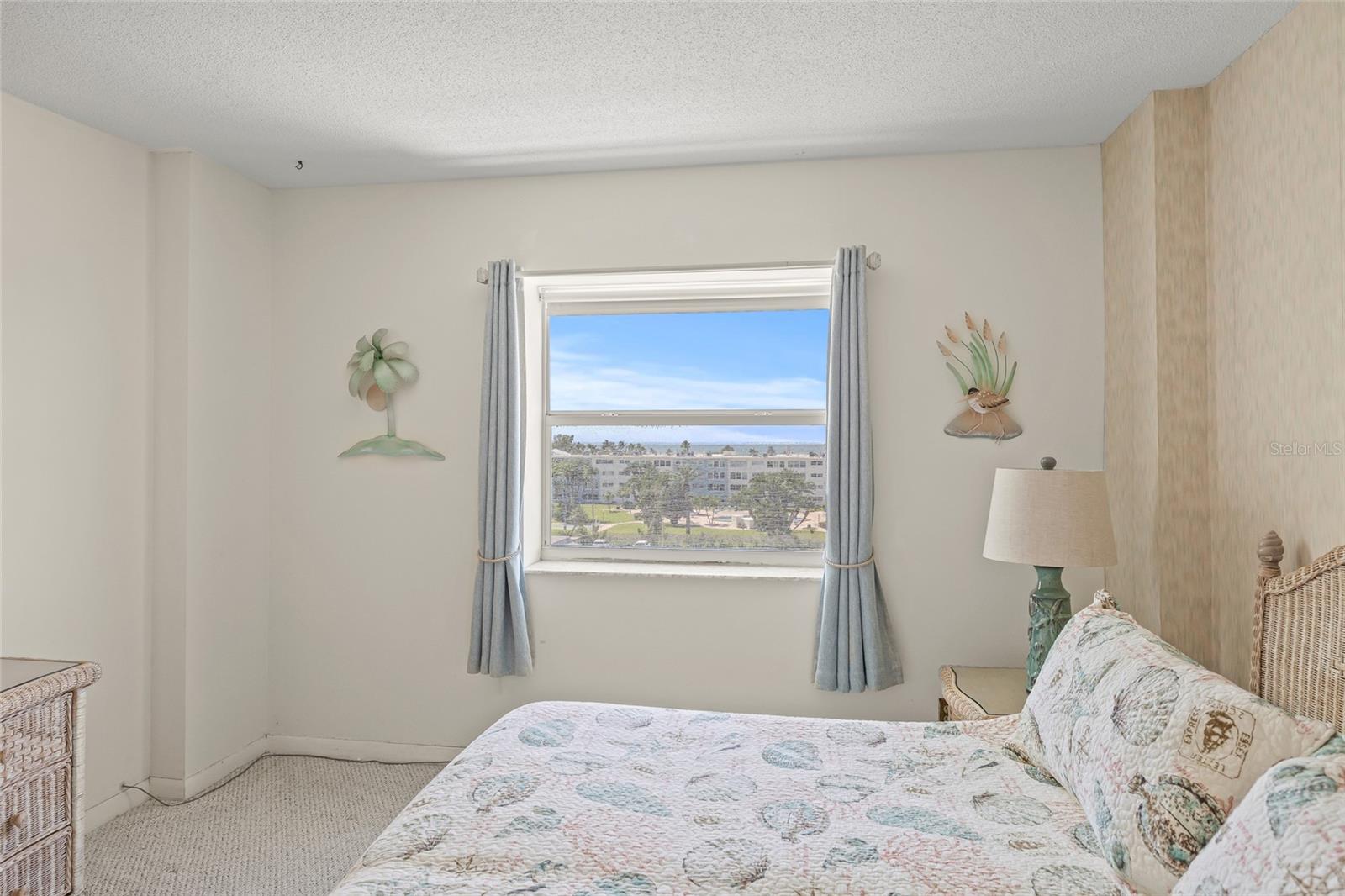 THREE PALMS POINTE CONDO - Residential