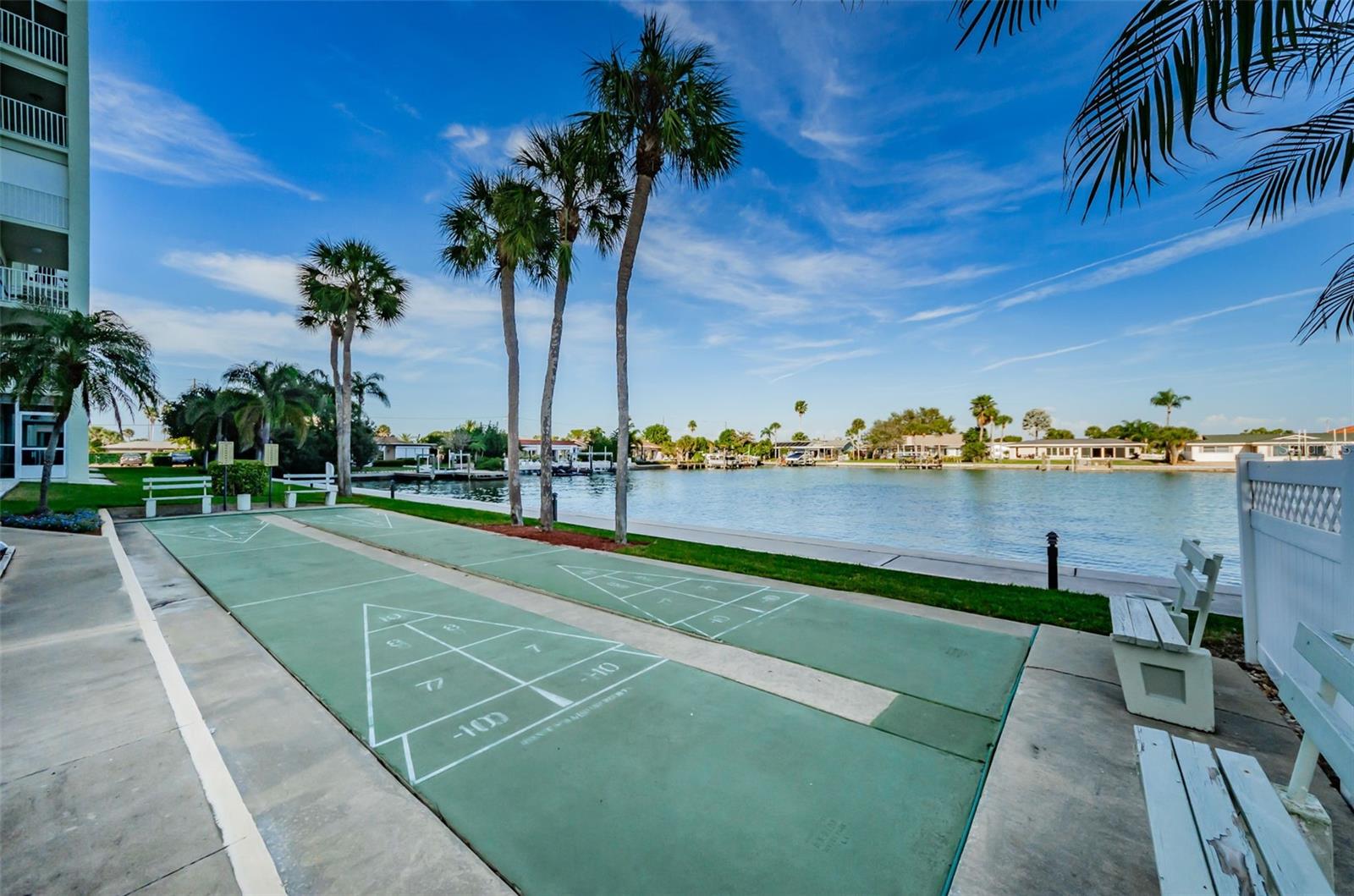 THREE PALMS POINTE CONDO - Residential