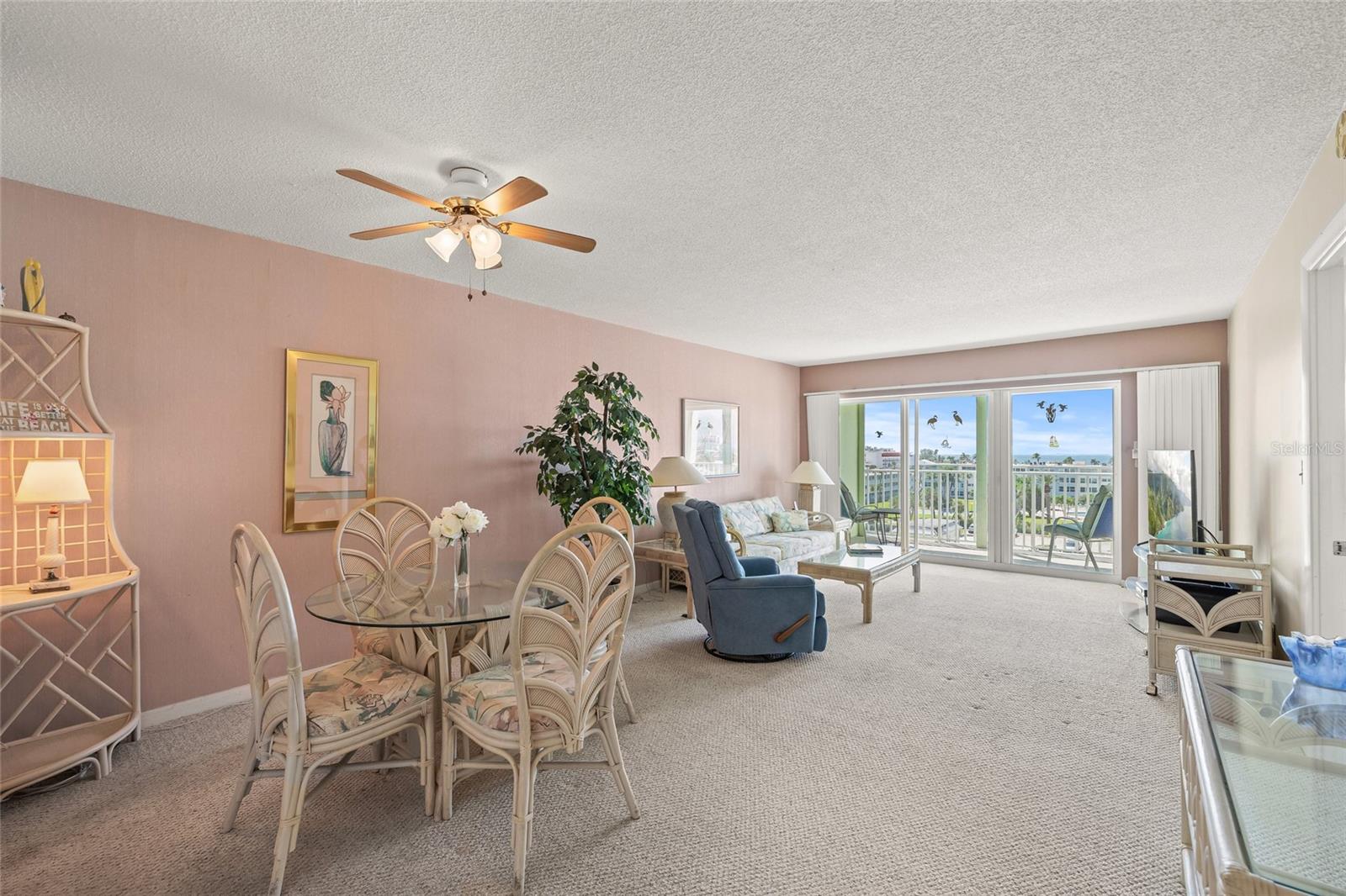 THREE PALMS POINTE CONDO - Residential