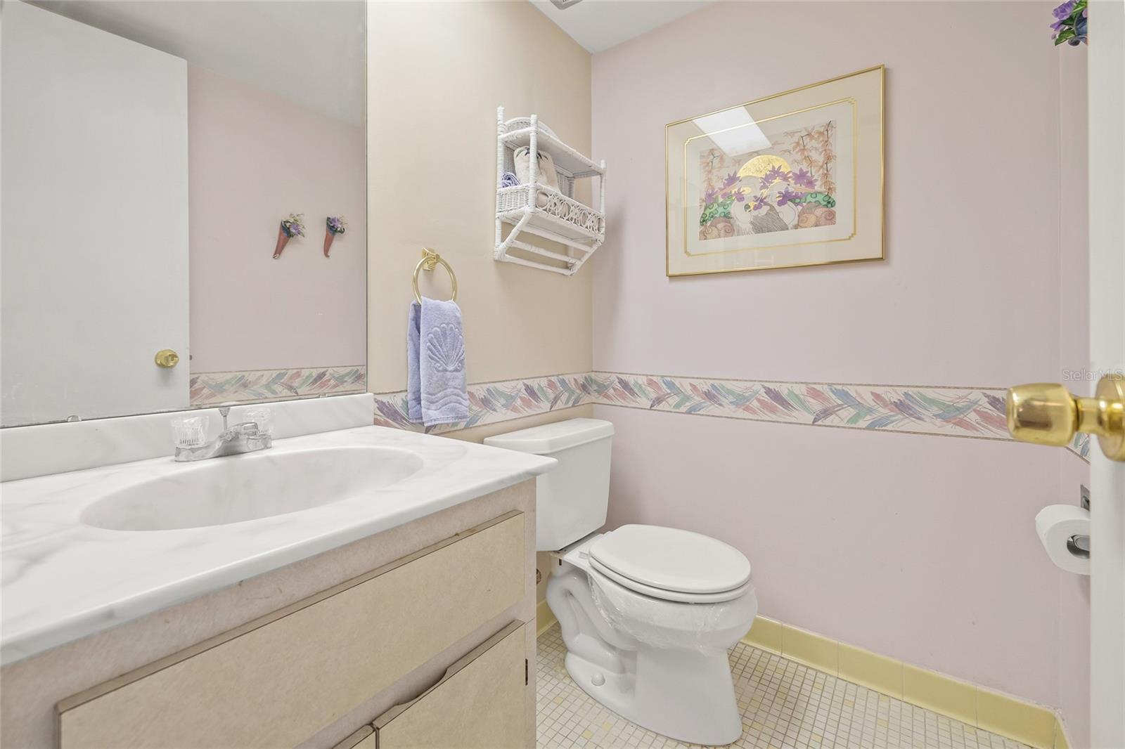 THREE PALMS POINTE CONDO - Residential