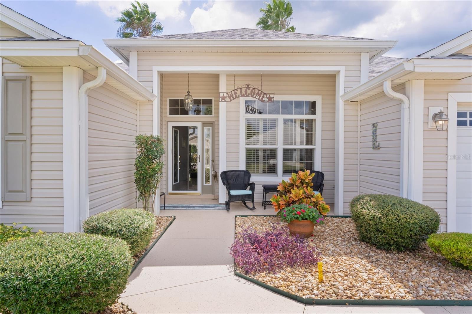 1688 HUNTINGTON PATH