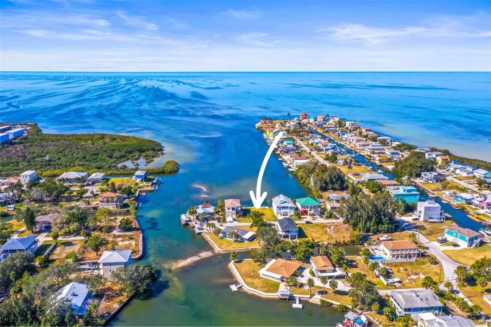 DRIFTWOOD ISLES - Land