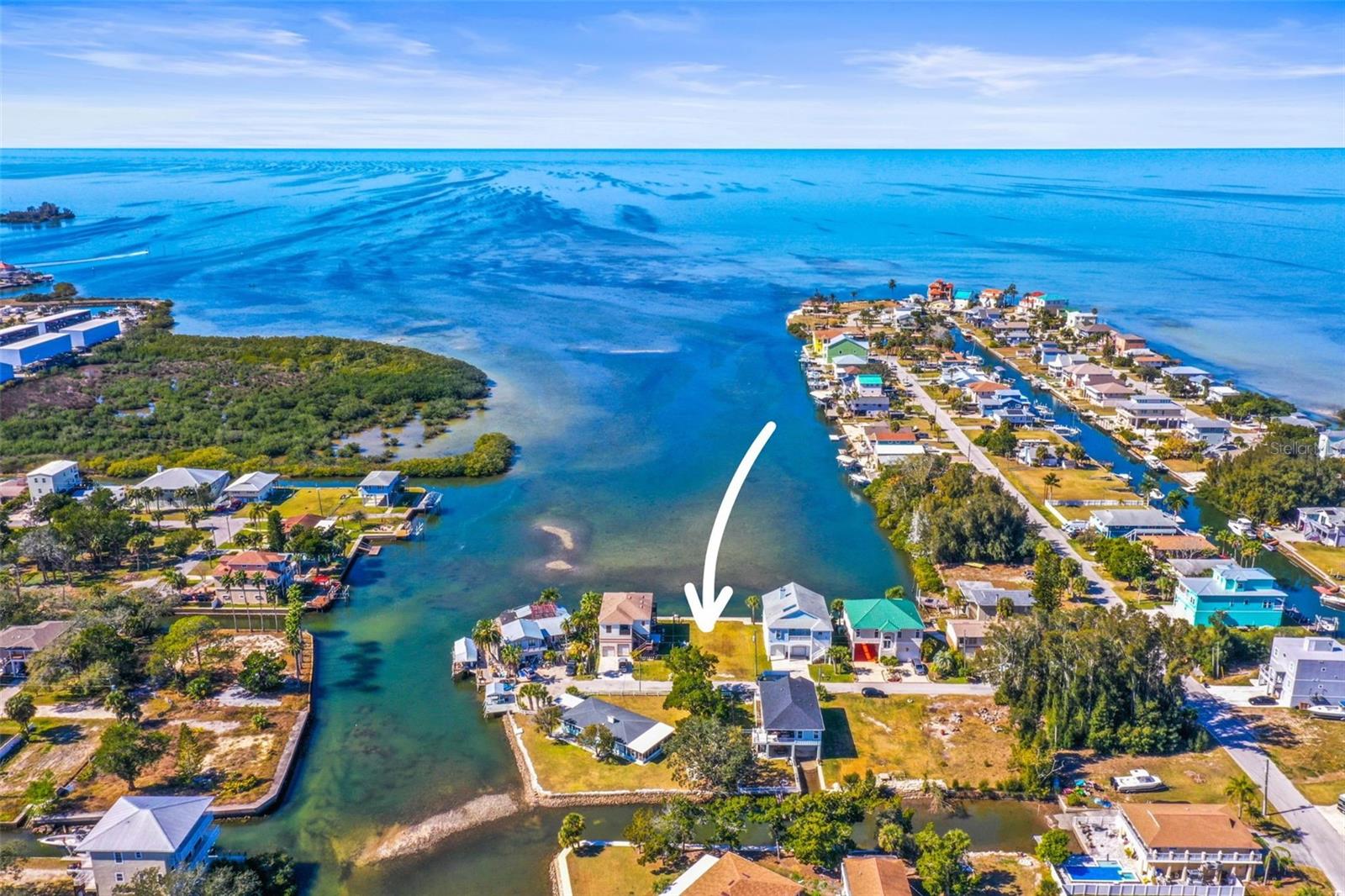 DRIFTWOOD ISLES - Land