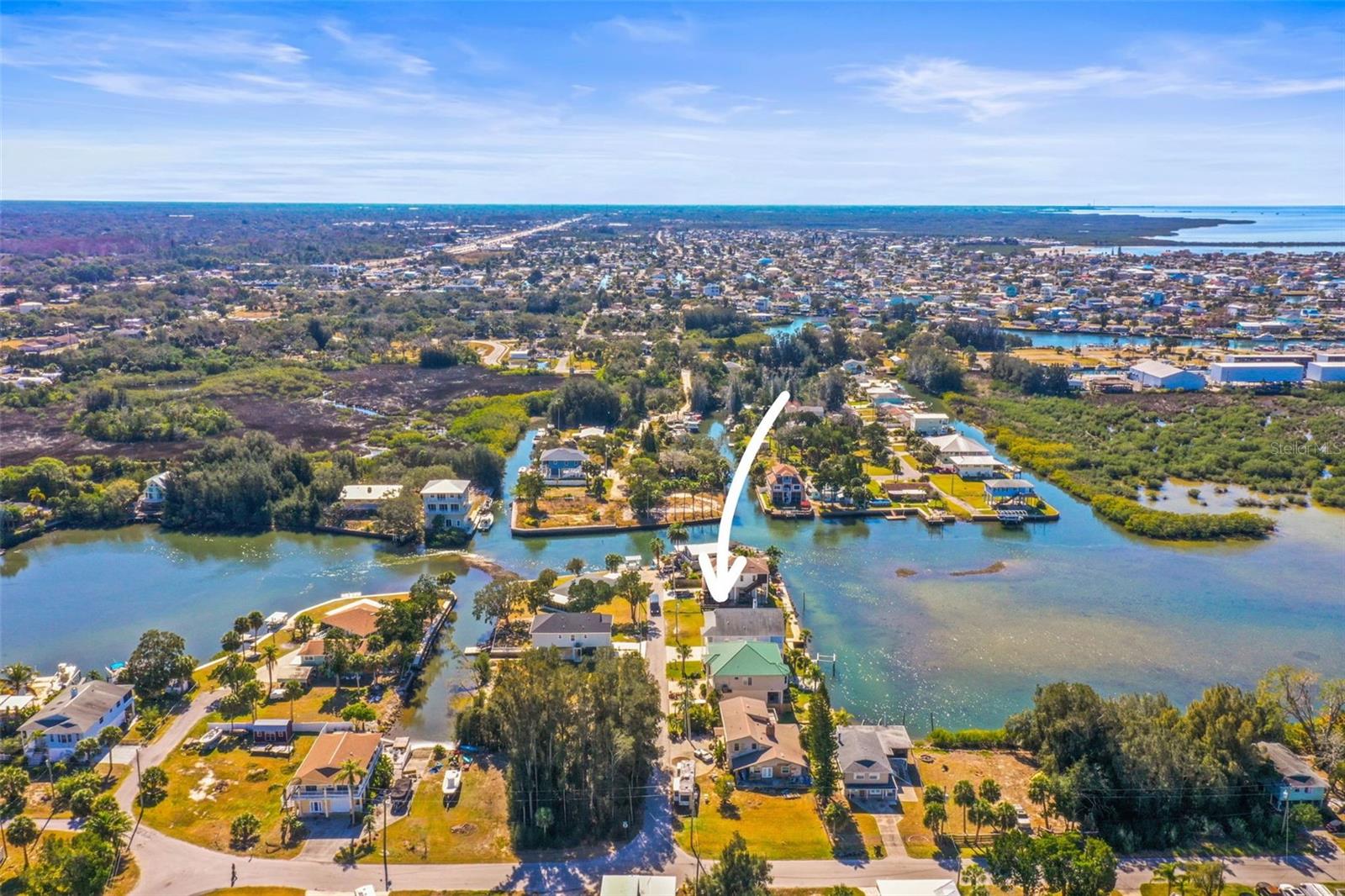 DRIFTWOOD ISLES - Land