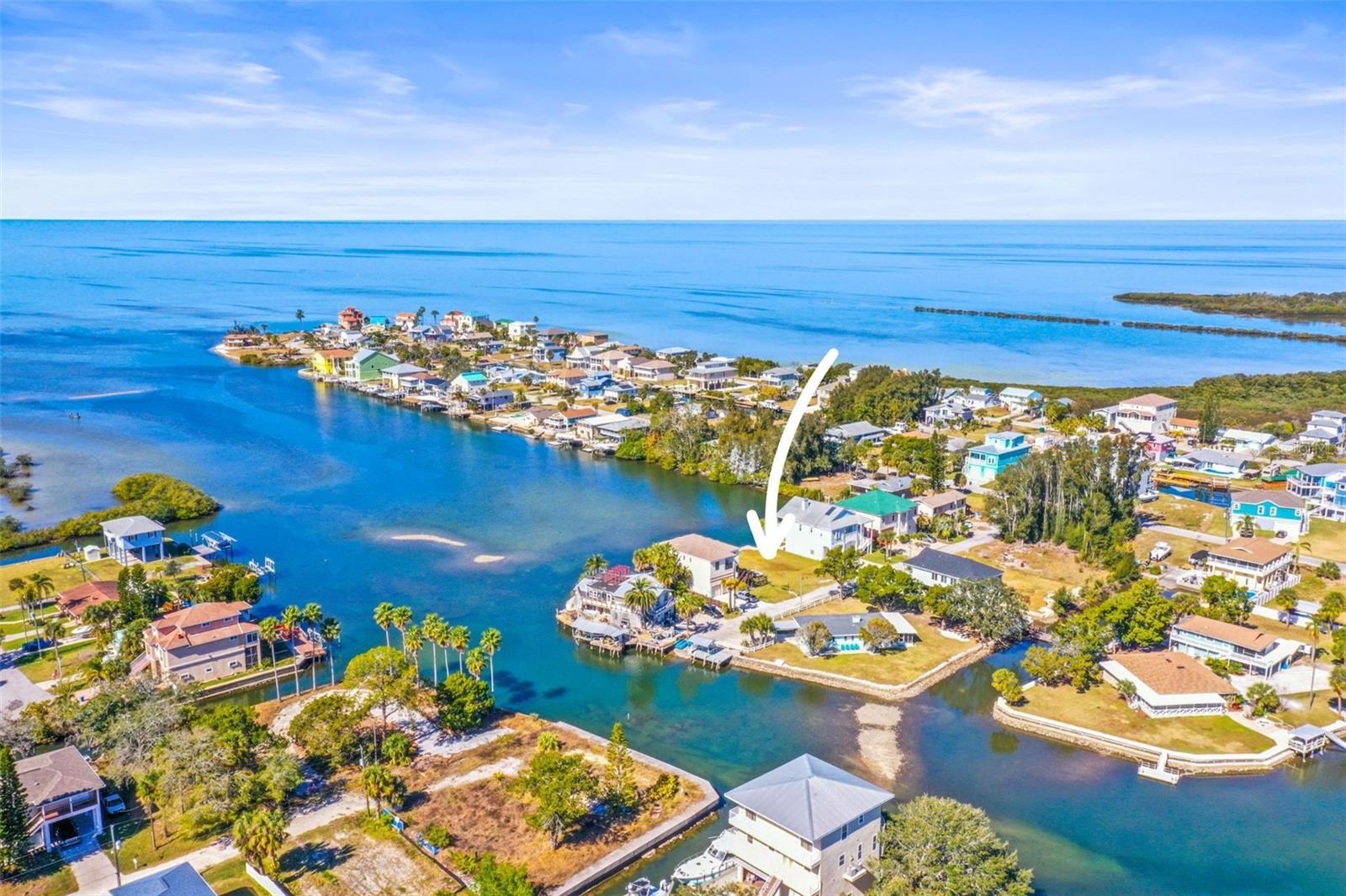 DRIFTWOOD ISLES - Land