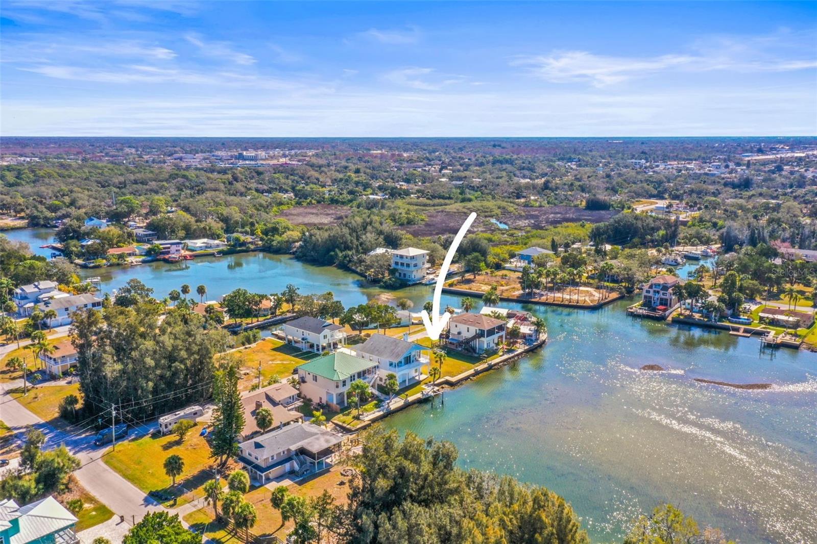 DRIFTWOOD ISLES - Land