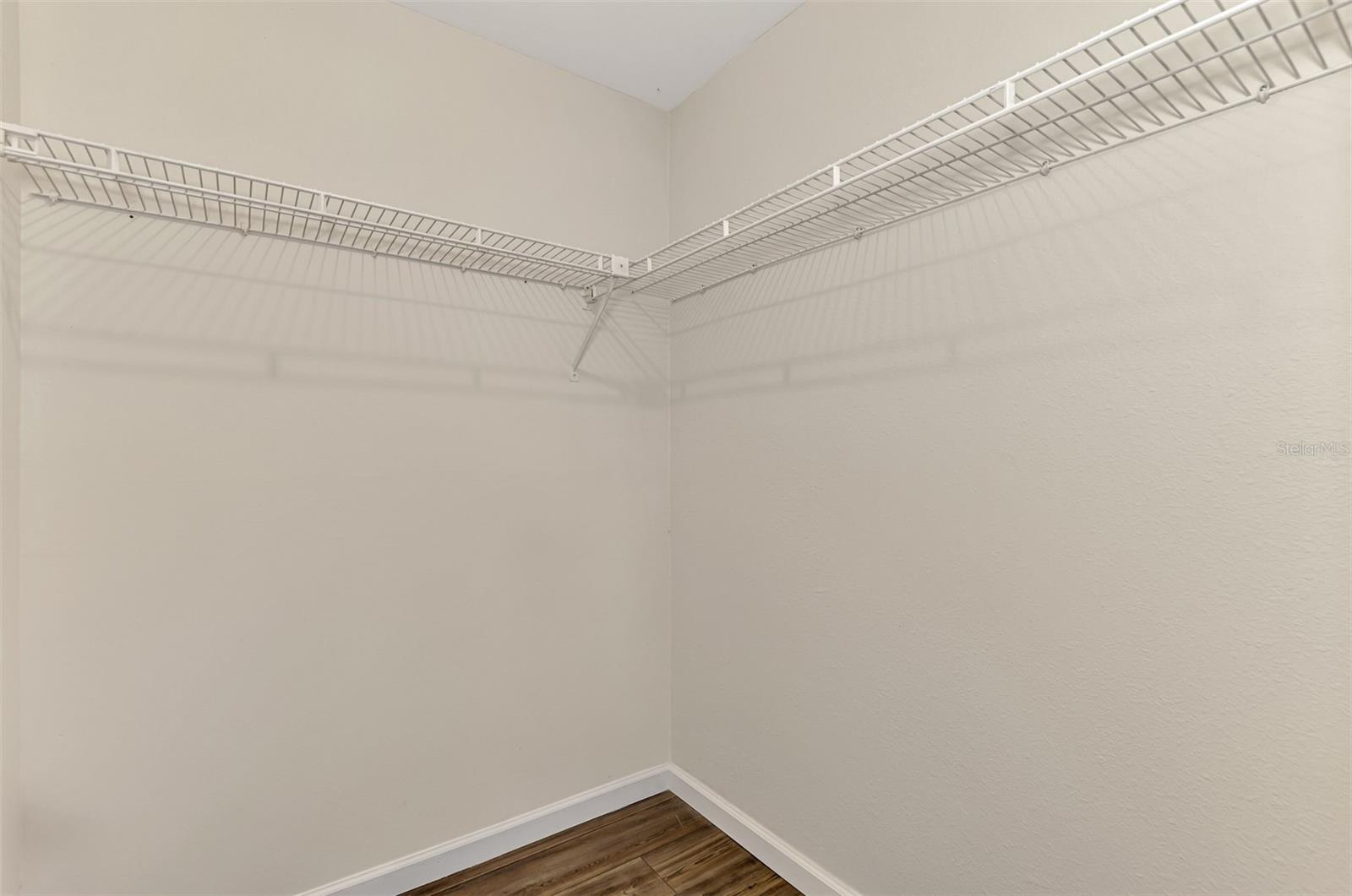 LAKE VIEW CONDO PH I - Residential