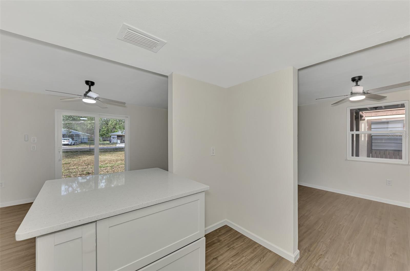 LAKE VIEW CONDO PH I - Residential