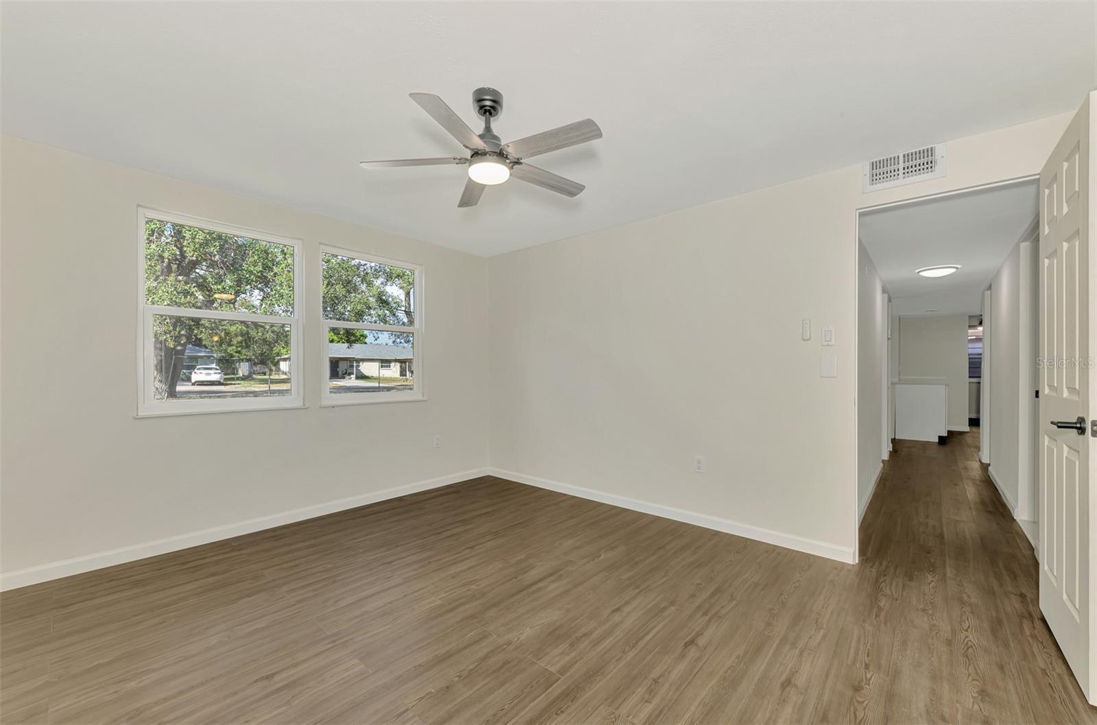 LAKE VIEW CONDO PH I - Residential