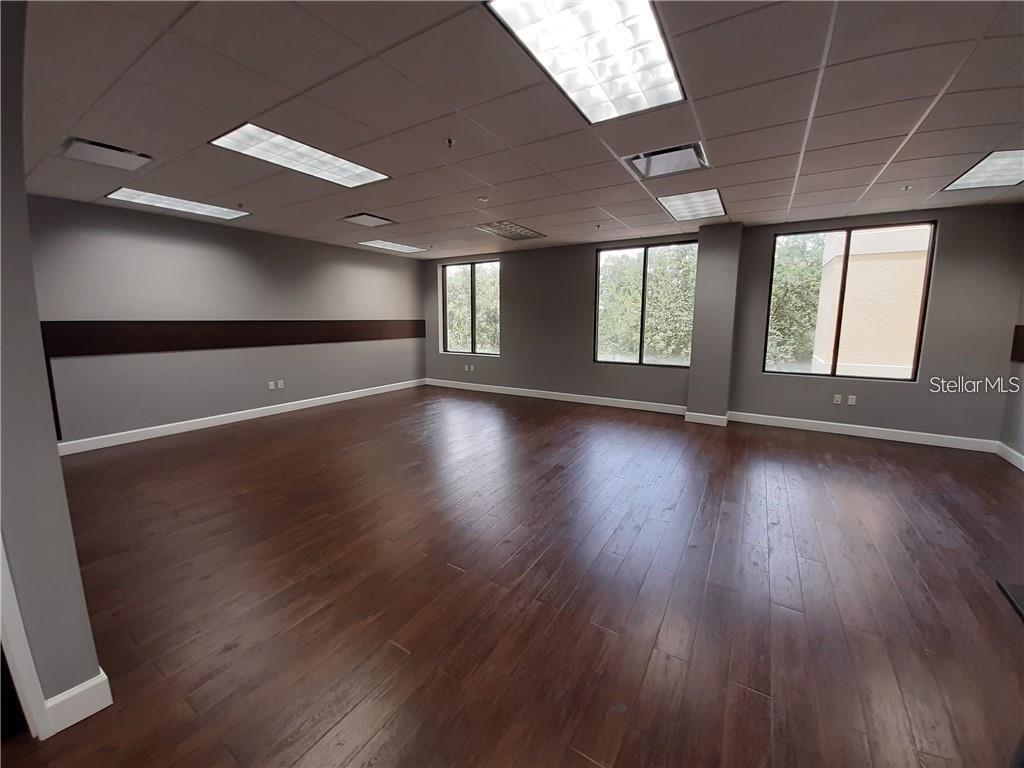 WINDERMERE BUS CENTER - Commercial Lease