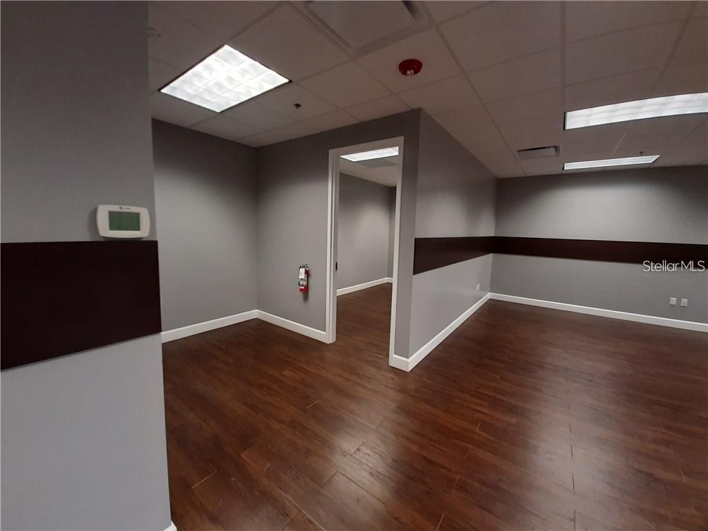 WINDERMERE BUS CENTER - Commercial Lease