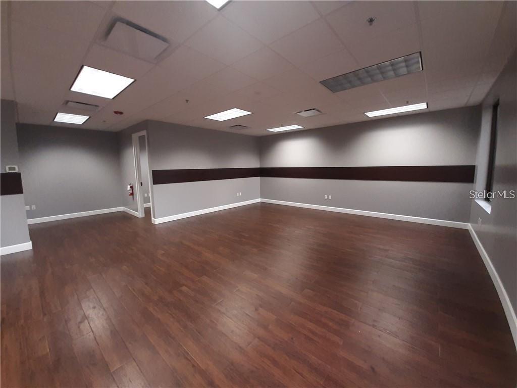 WINDERMERE BUS CENTER - Commercial Lease